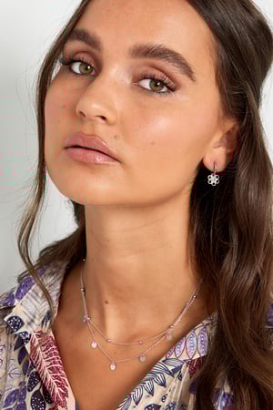 necklace balls and circles h5 Picture4